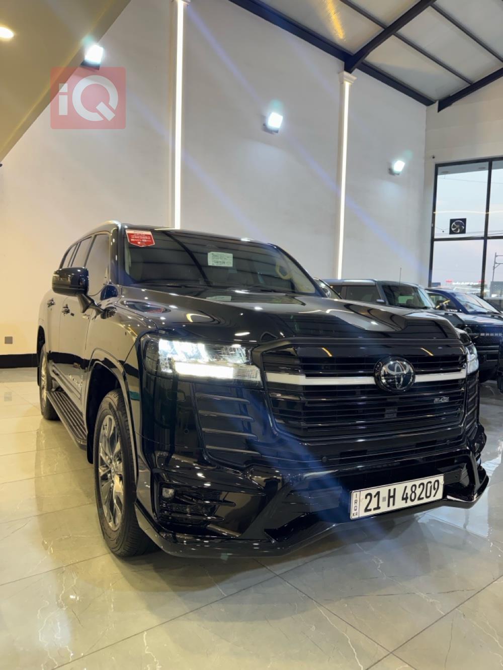 تۆیۆتا لاند کروزەر